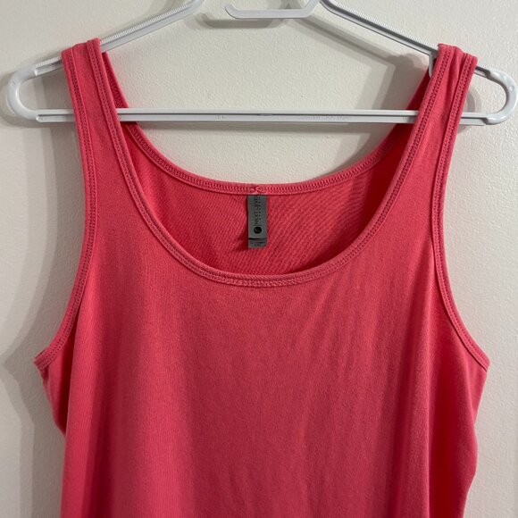 NWOT Next Level Apparel Pink Tank Top - Picture 2 of 6
